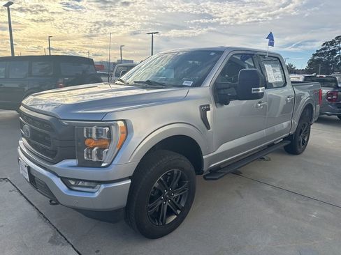 Certified 2021 Ford F150 XLT w/ Equipment Group 302A High image 3