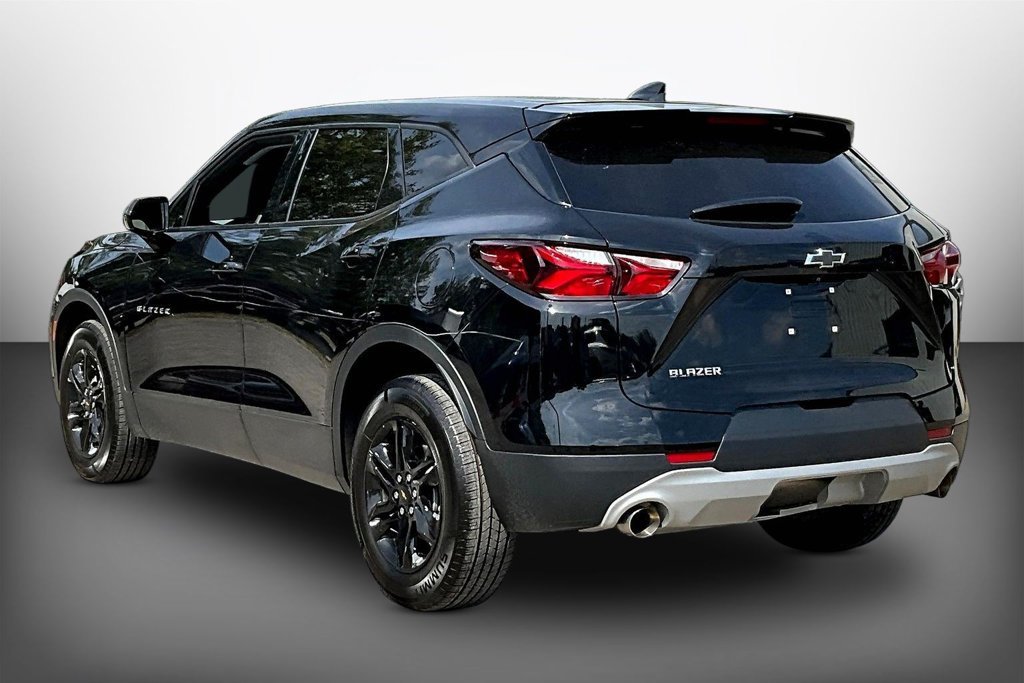 Used 2022 Chevrolet Blazer LT FWD image 4
