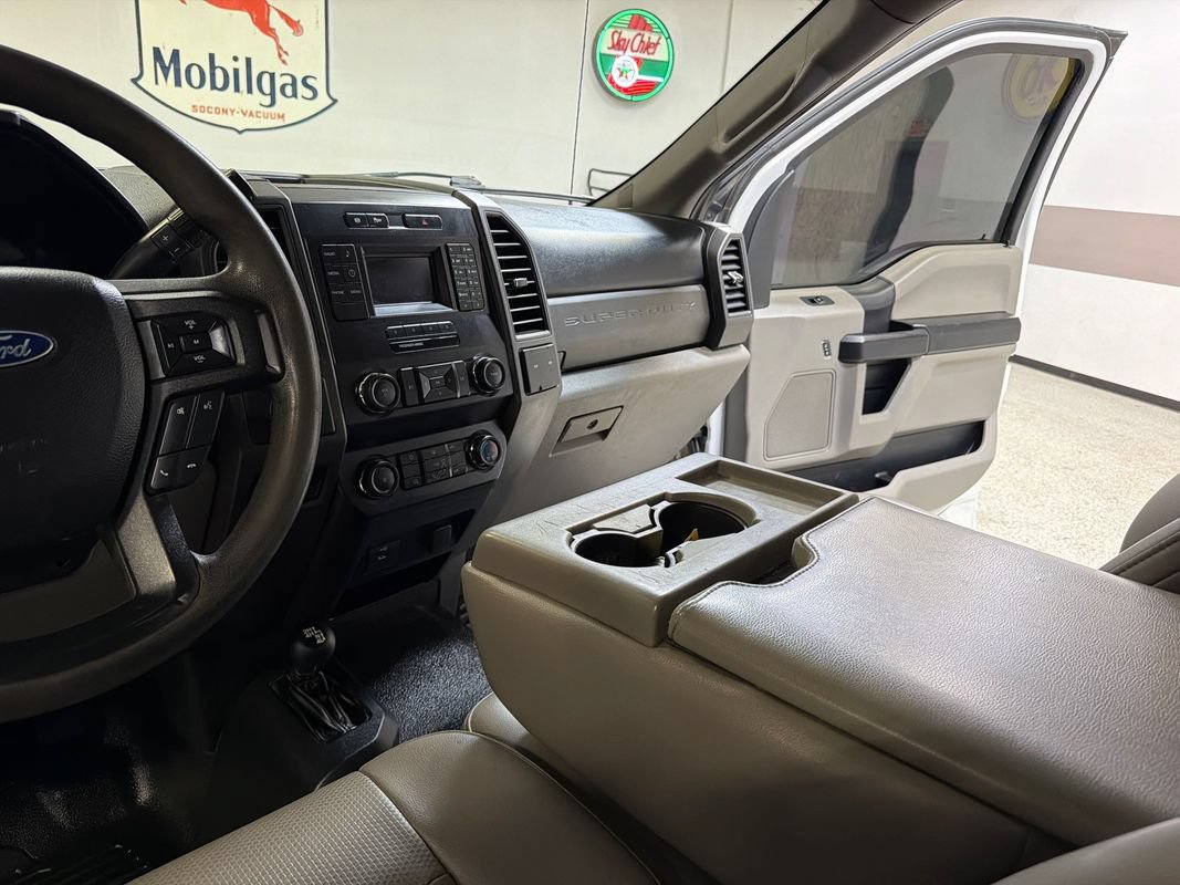 Used 2019 Ford F350 XL w/ Power Equipment Group AWD/4WD image 25