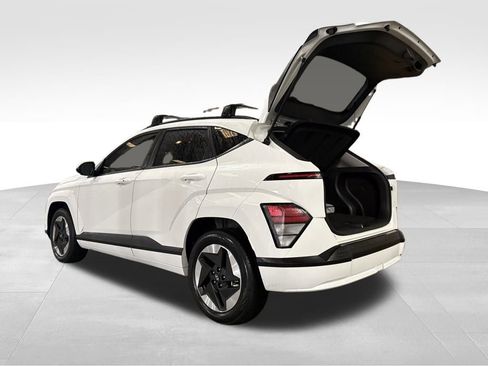 Used 2024 Hyundai Kona SEL image 17