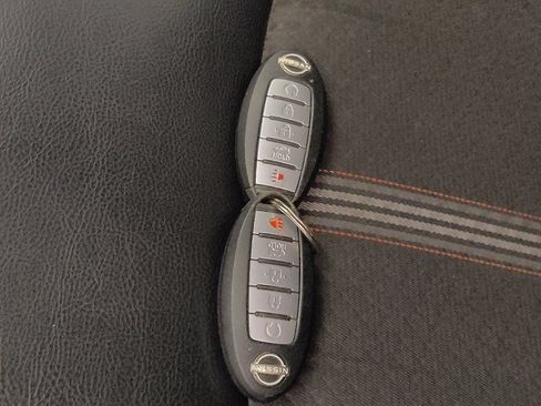 Used 2024 Nissan Altima 2.5 SR FWD image 32