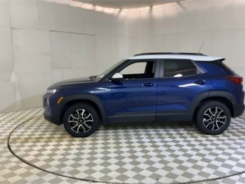 Used 2023 Chevrolet TrailBlazer ACTIV image 5