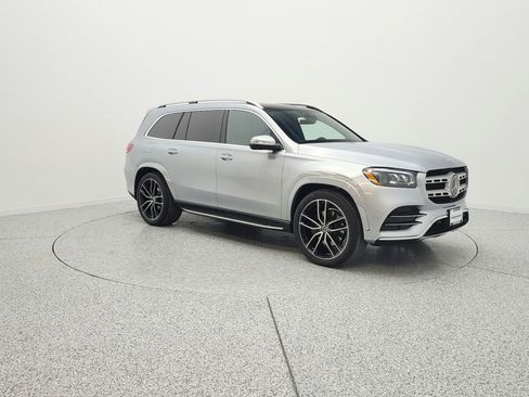Used 2022 Mercedes-Benz GLS 450 4MATIC image 3