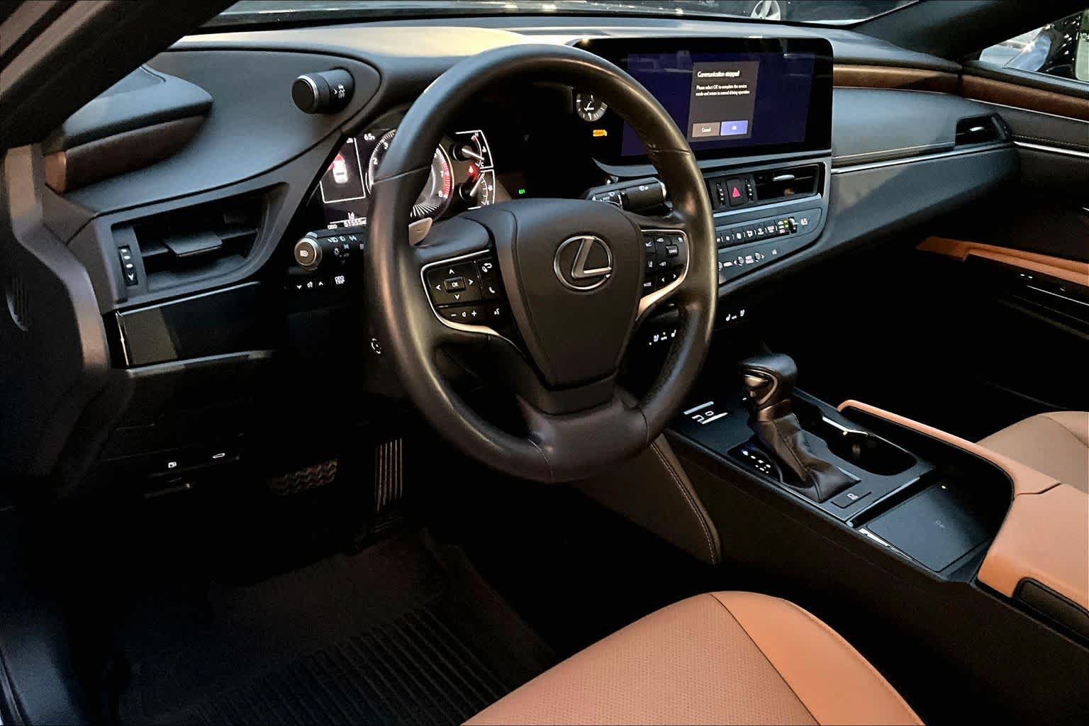 Used 2024 Lexus ES 350 w/ Premium Package FWD image 17
