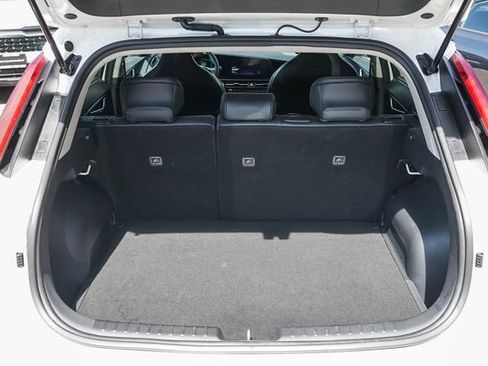 Certified 2025 Kia Niro EX FWD image 27