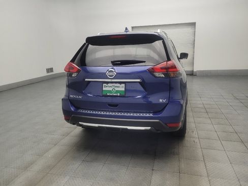 Used 2018 Nissan Rogue SV w/ Premium Package FWD image 7
