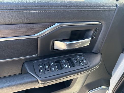 Used 2025 RAM 2500 Laramie image 20