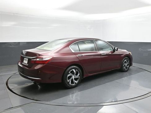 Used 2017 Honda Accord LX image 10