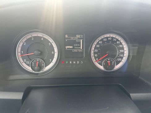 Used 2018 RAM 1500 Express w/ Express Value Package image 20