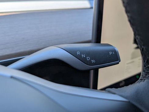 Used 2023 Tesla Model 3 Standard Range RWD image 26