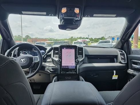 Used 2025 RAM 2500 Big Horn image 3