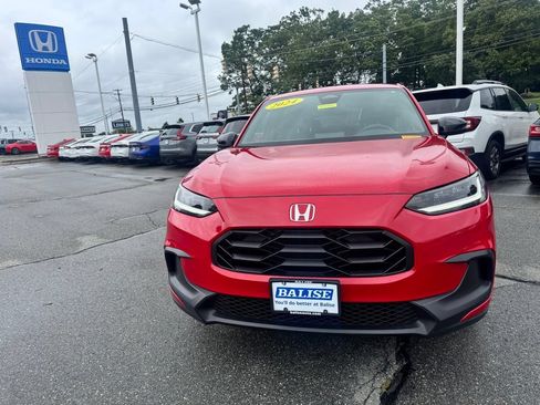 Used 2024 Honda HR-V Sport image 8