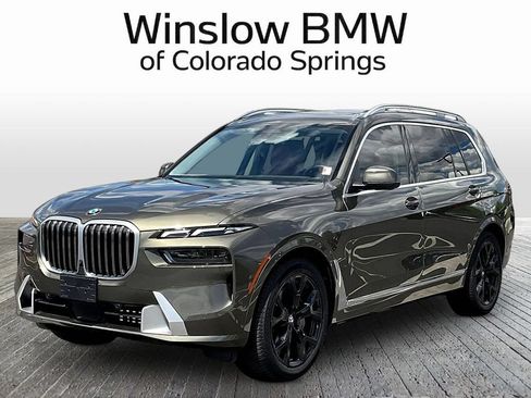 Used 2024 BMW X7 xDrive40i AWD/4WD image 3