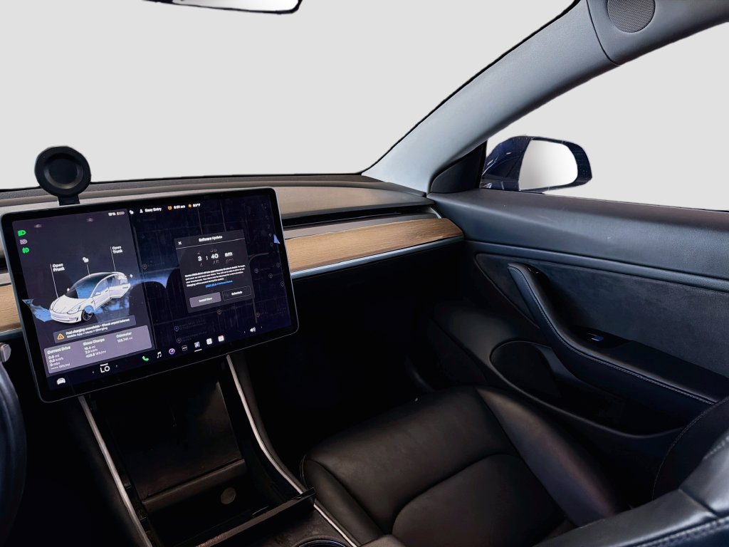 Used 2018 Tesla Model 3 Long Range RWD image 23