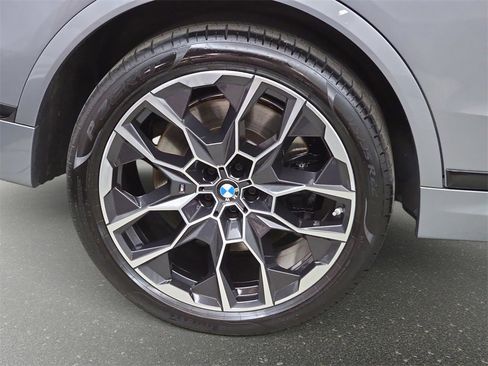 Used 2023 BMW X7 M60i w/ Executive Package image 35