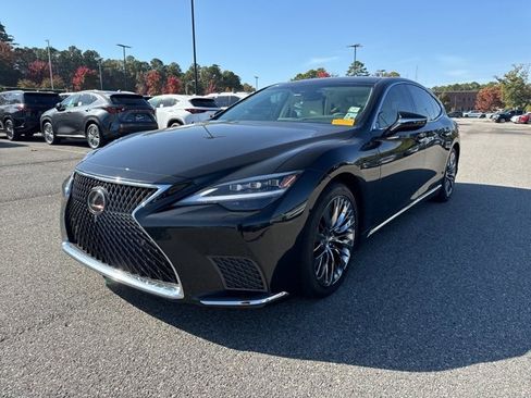 Certified 2022 Lexus LS 500 image 4