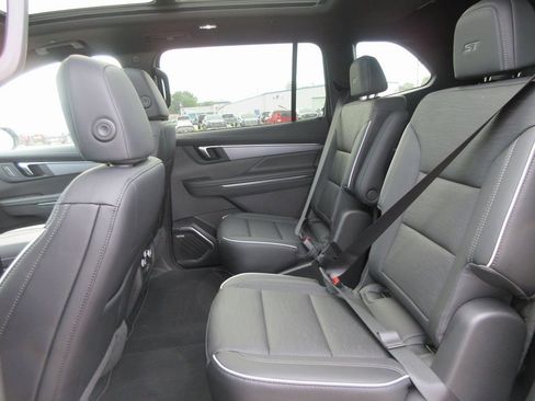 New 2026 Buick Enclave Sport Touring w/ Super Cruise Package AWD/4WD image 13