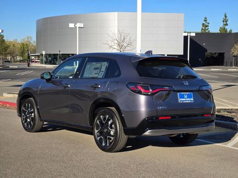 New 2026 Honda HR-V EX-L image 6