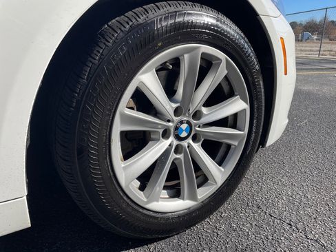 Used 2015 BMW 528i Sedan image 13