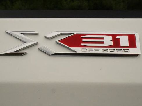 Used 2024 GMC Sierra 1500 SLT w/ SLT Premium Plus Package AWD/4WD image 45