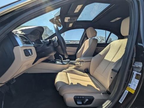 Used 2017 BMW 330i Sedan RWD image 3