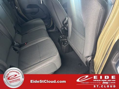 New 2026 Jeep Gladiator Sport image 23