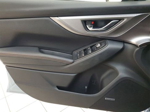 Used 2023 Subaru Crosstrek 2.5i Limited image 17