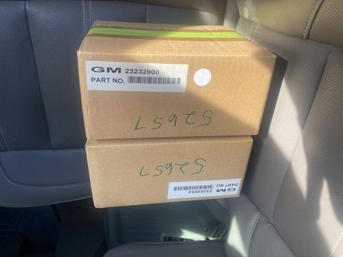 Used 2016 GMC Yukon XL Denali w/ Open Road Package image 31