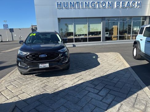 Used 2024 Ford Edge SEL w/ Sport Appearance Package image 20