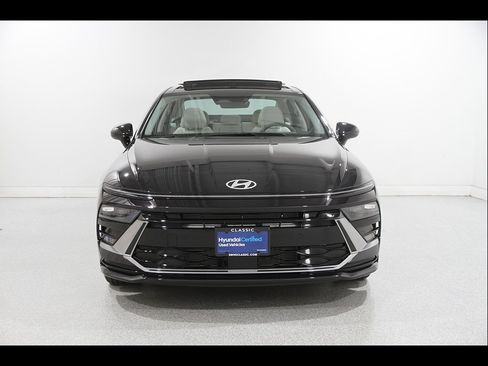 Certified 2025 Hyundai Sonata SEL FWD image 2