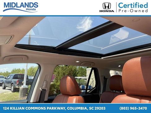 Certified 2025 Honda Pilot Touring image 18