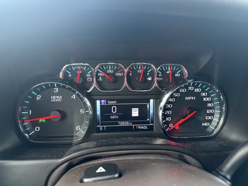 Used 2019 Chevrolet Tahoe Premier RWD image 8