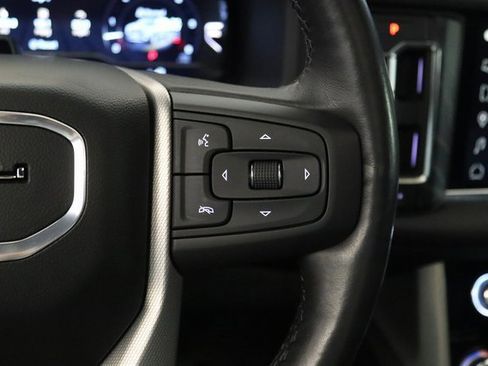 Used 2023 GMC Yukon Denali w/ Denali Reserve Package image 5