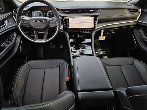 New 2026 Jeep Grand Cherokee Limited AWD/4WD image 14