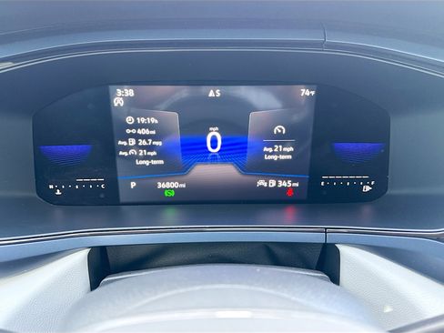 Used 2023 Volkswagen Taos SE w/ Panoramic Sunroof Package FWD image 40