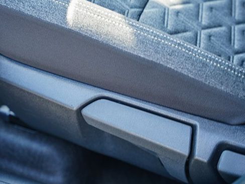 New 2026 Nissan Kicks SV image 22