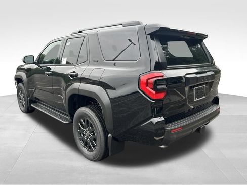 New 2026 Toyota 4Runner SR5 AWD/4WD image 3