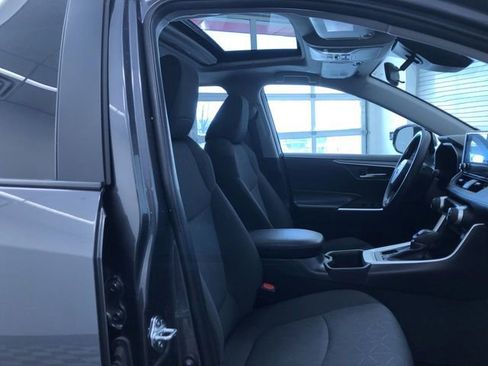 Certified 2025 Toyota RAV4 XLE w/ Convenience Package image 22