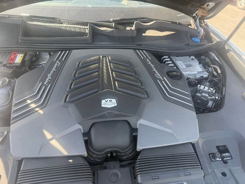 Used 2023 Lamborghini Urus S image 18