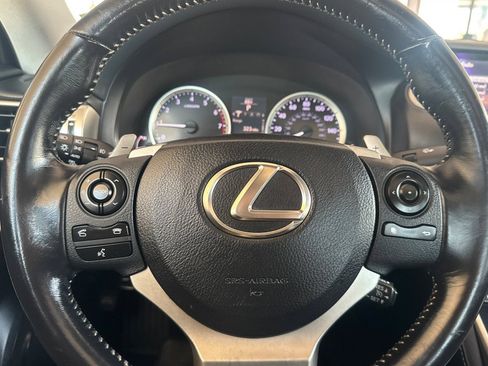 Used 2016 Lexus IS 200t RWD image 19