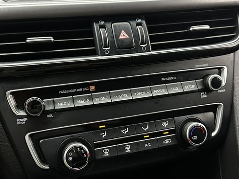 Used 2018 Kia Optima LX image 15