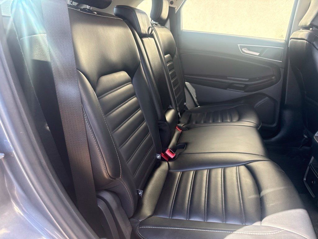 Used 2024 Ford Edge SEL AWD/4WD image 6