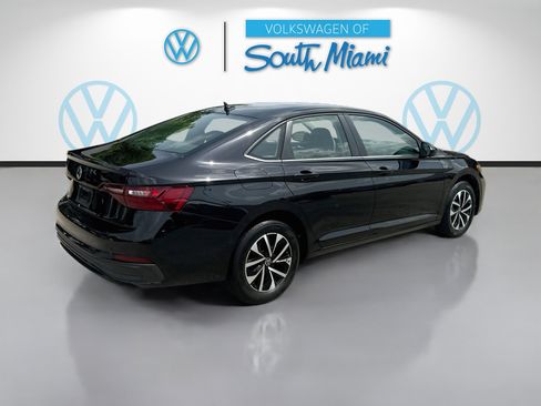 Used 2023 Volkswagen Jetta S FWD image 7