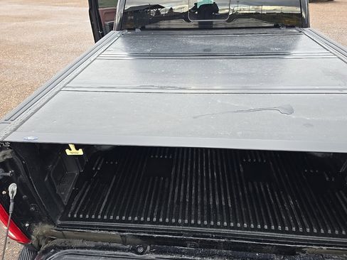 Used 2021 Ford F150 Lariat w/ Equipment Group 502A High image 28