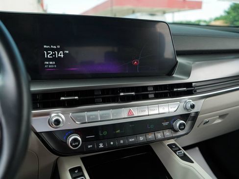 Used 2025 Kia Telluride S FWD image 7