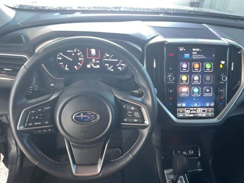 Used 2024 Subaru Ascent Premium w/ Convenience Package image 15