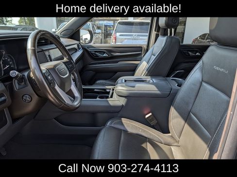 Used 2021 GMC Yukon Denali w/ Denali Premium Package RWD image 32