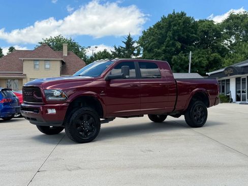 Used 2018 RAM 2500 Laramie w/ Sport Appearance Group AWD/4WD image 4