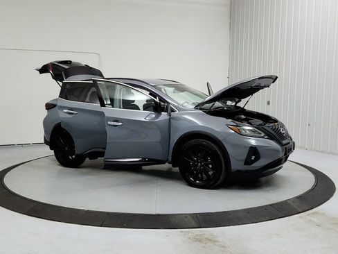Used 2024 Nissan Murano SV w/ SV Midnight Edition Package image 9