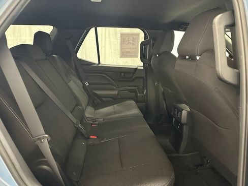 Used 2025 Toyota 4Runner SR5 AWD/4WD image 54